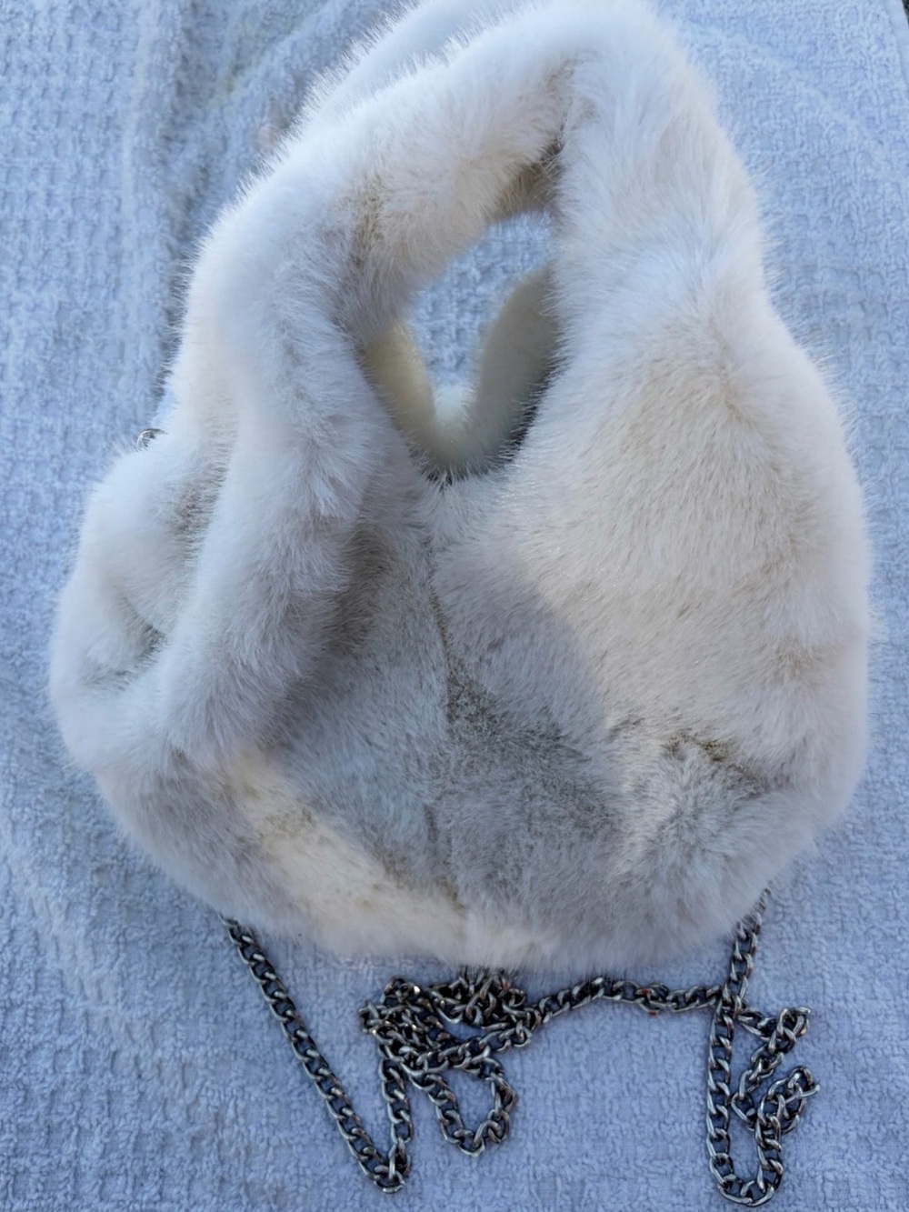 Cozy Faux Fur Kids Handbag with Chain Strap - Cream